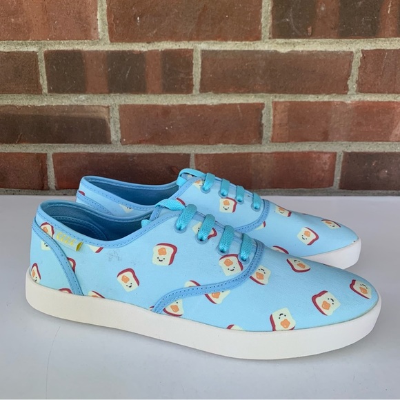Cute To The Core Toast Print Lace Up Sneakers Women’s US 10 M - Picture 1 of 10
